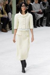 22051073_chanel-haute-couture-spring-201