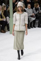22051156_chanel-haute-couture-spring-201